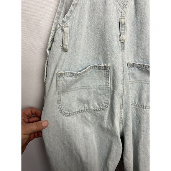 Carmar Light Wash Denim Distressed Jeans Overalls Size Small - Picture 8 of 13